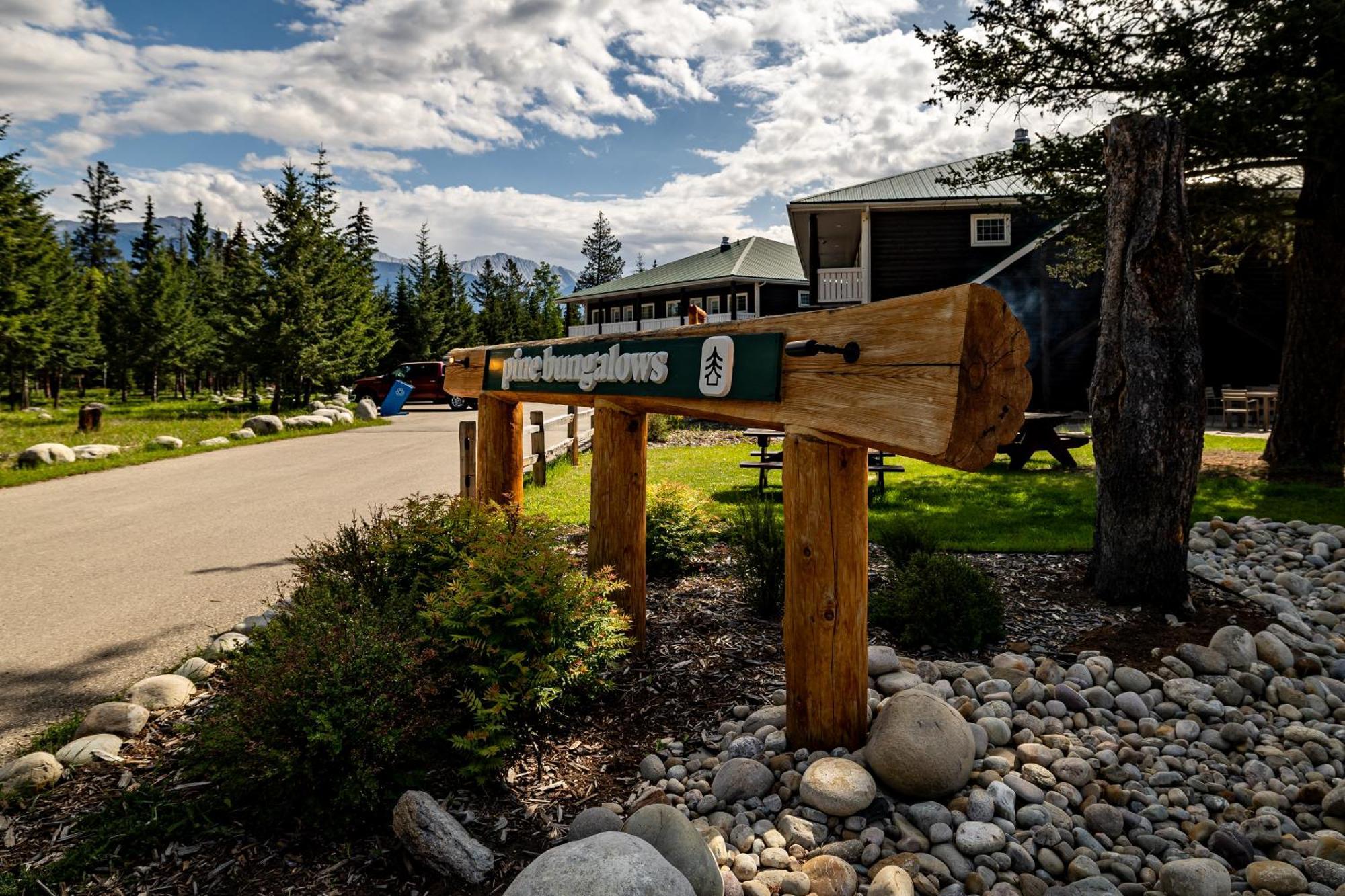 Pine Bungalows Jasper Exterior foto